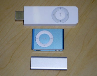 Ipod Human on Three Generations Of Ipod Shuffle   Top To Bottom  First Generation